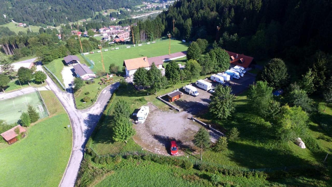 Camping & Caravan Zoncolan אובארו מראה חיצוני תמונה